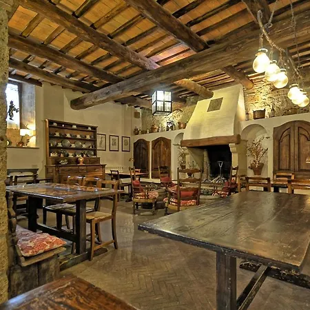 Sleeps 5 Apartment Centeno