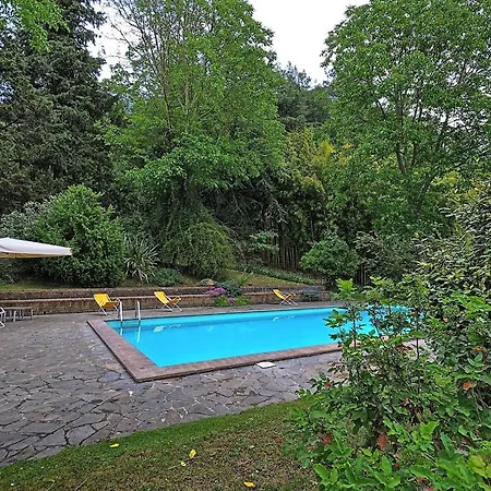 Sleeps 5 Apartment Centeno