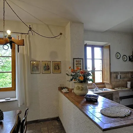 Sleeps 5 * Centeno