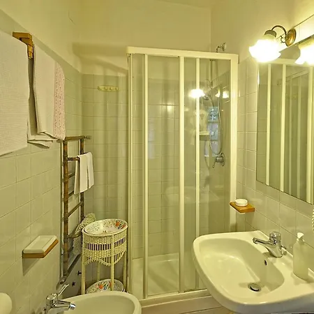 Sleeps 5 Apartment